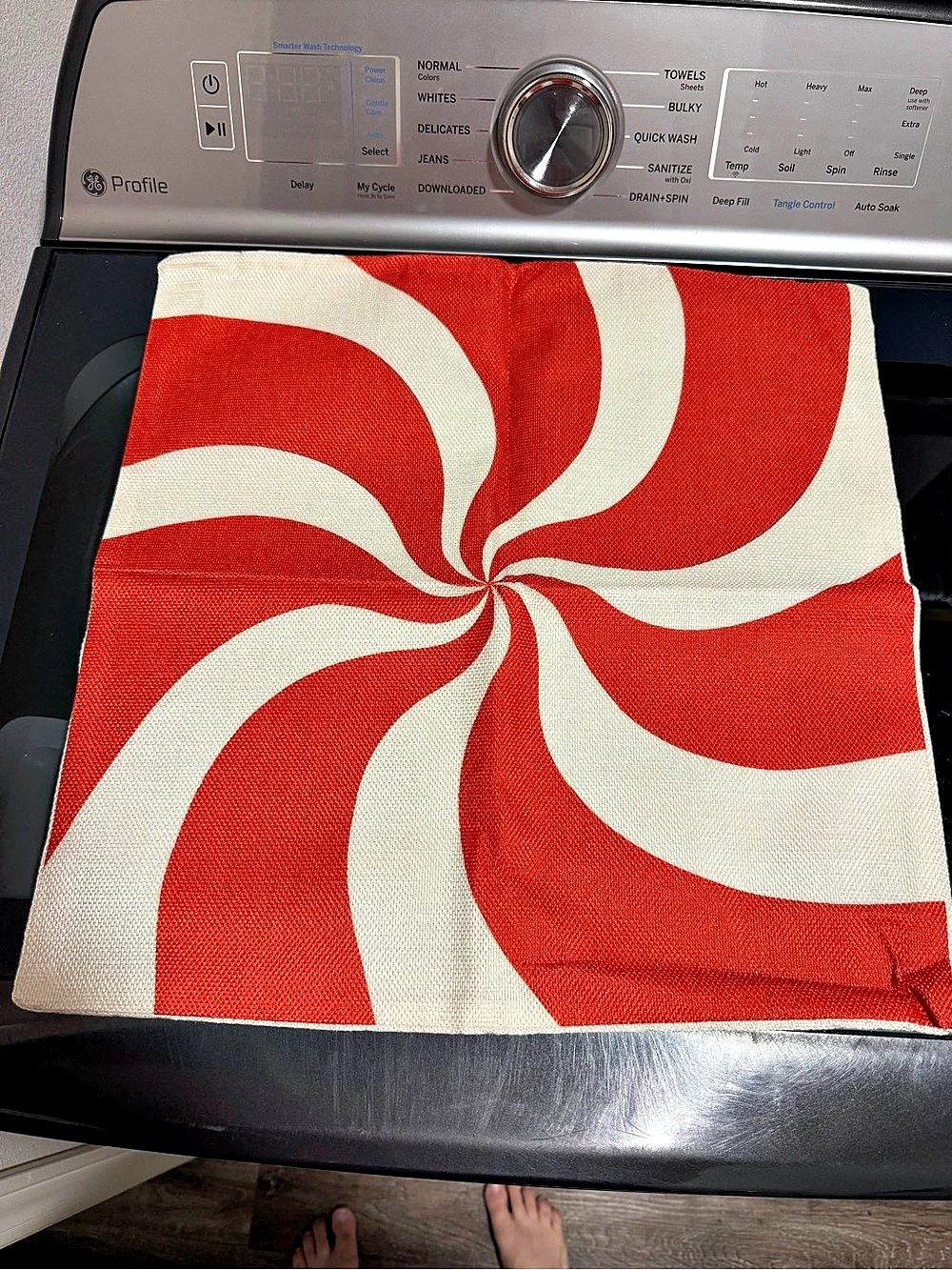 Red & Cream Christmas Decor Pillow Slip Covers Set of 4